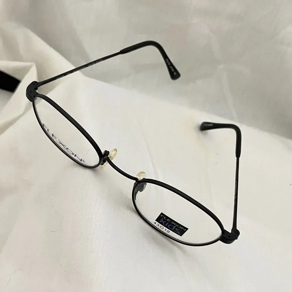 #8444 FLEXON KIDS BLACK EYEGLASSES FRAME ONLY 43-19-120